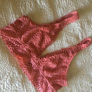 Size M | Aerie | Coral Bralette